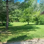 Дом отдыха Grand Mas Provencal Avec Jacuzzi *