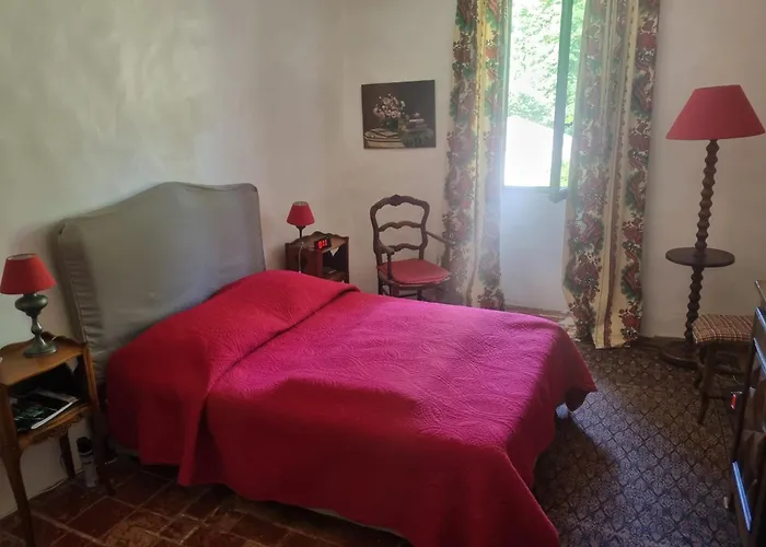 Holiday home Grand Mas Provencal Avec Jacuzzi Sisteron